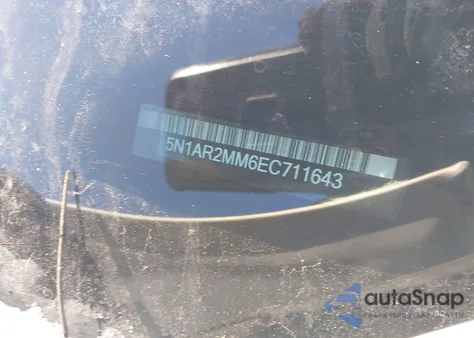 2014 Nissan Pathfinder Platinum z USA, uszkodzony, nr VIN 5N1AR2MM6EC711643